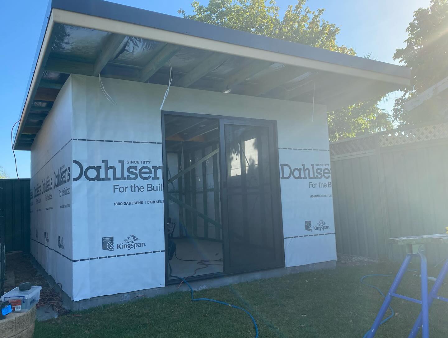 12-skillion-roof-backyard-studio-frame-progress skillion-roof-backyard-studio-frame-progress